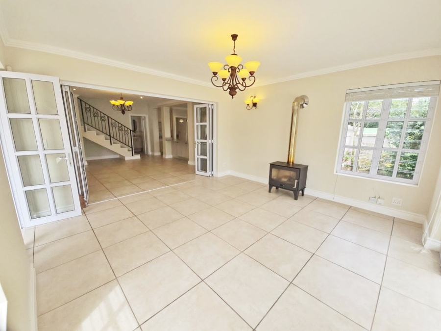 4 Bedroom Property for Sale in Sedgefield Central Western Cape